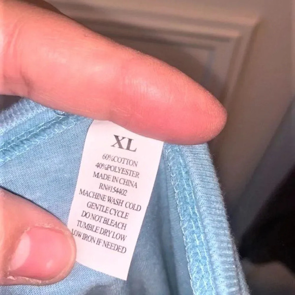 Set 2‎ maroon/lt blue tops - XL - Picture 5 of 12